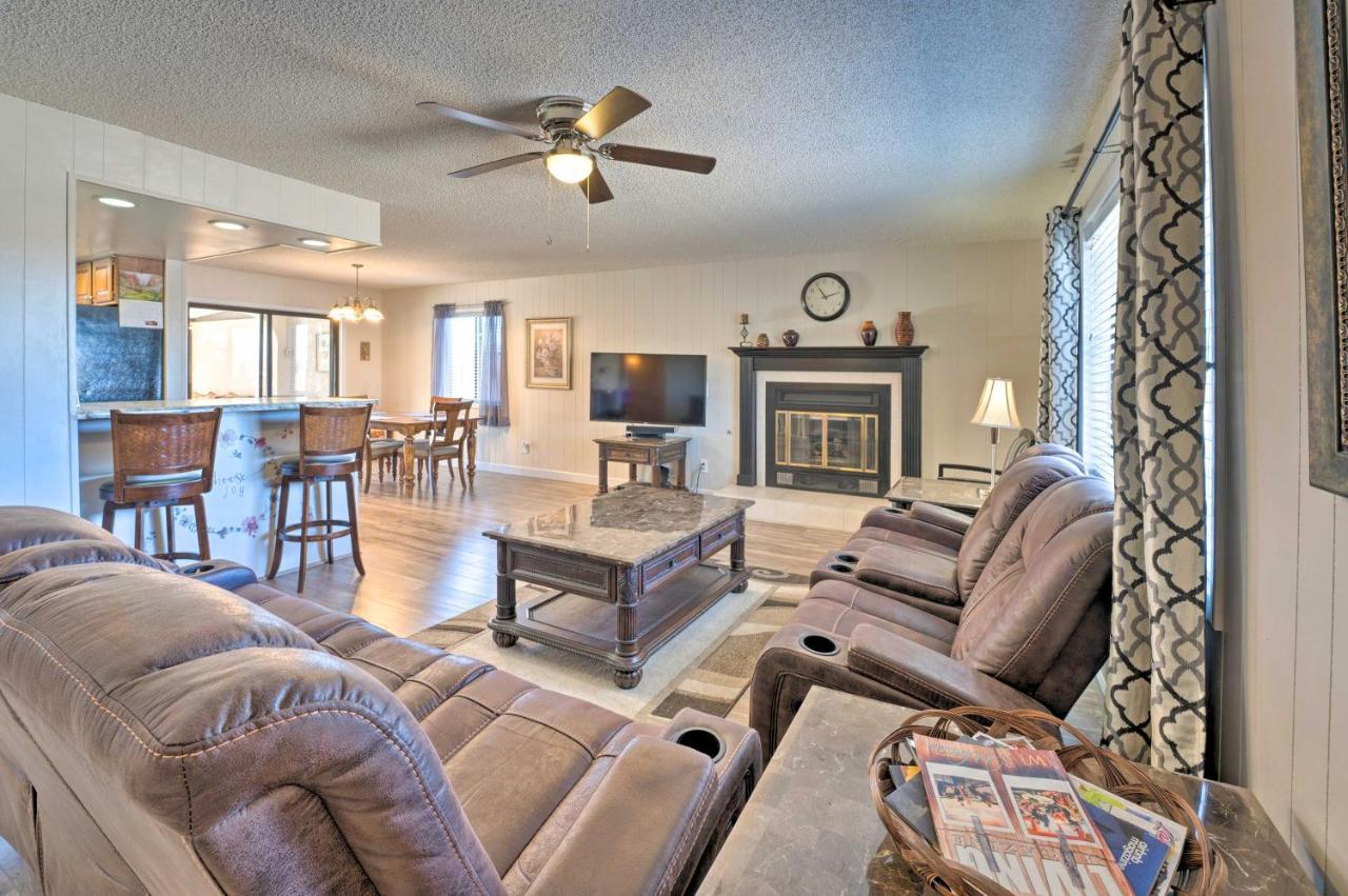 Lake Havasu Home With Pool - 2 Miles To Waterfront! Lake Havasu City Exterior foto