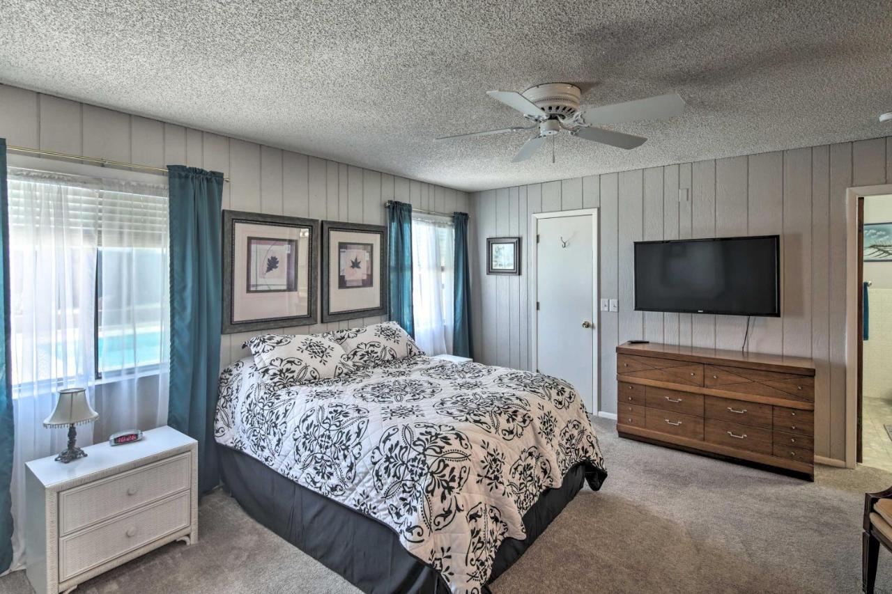 Lake Havasu Home With Pool - 2 Miles To Waterfront! Lake Havasu City Exterior foto